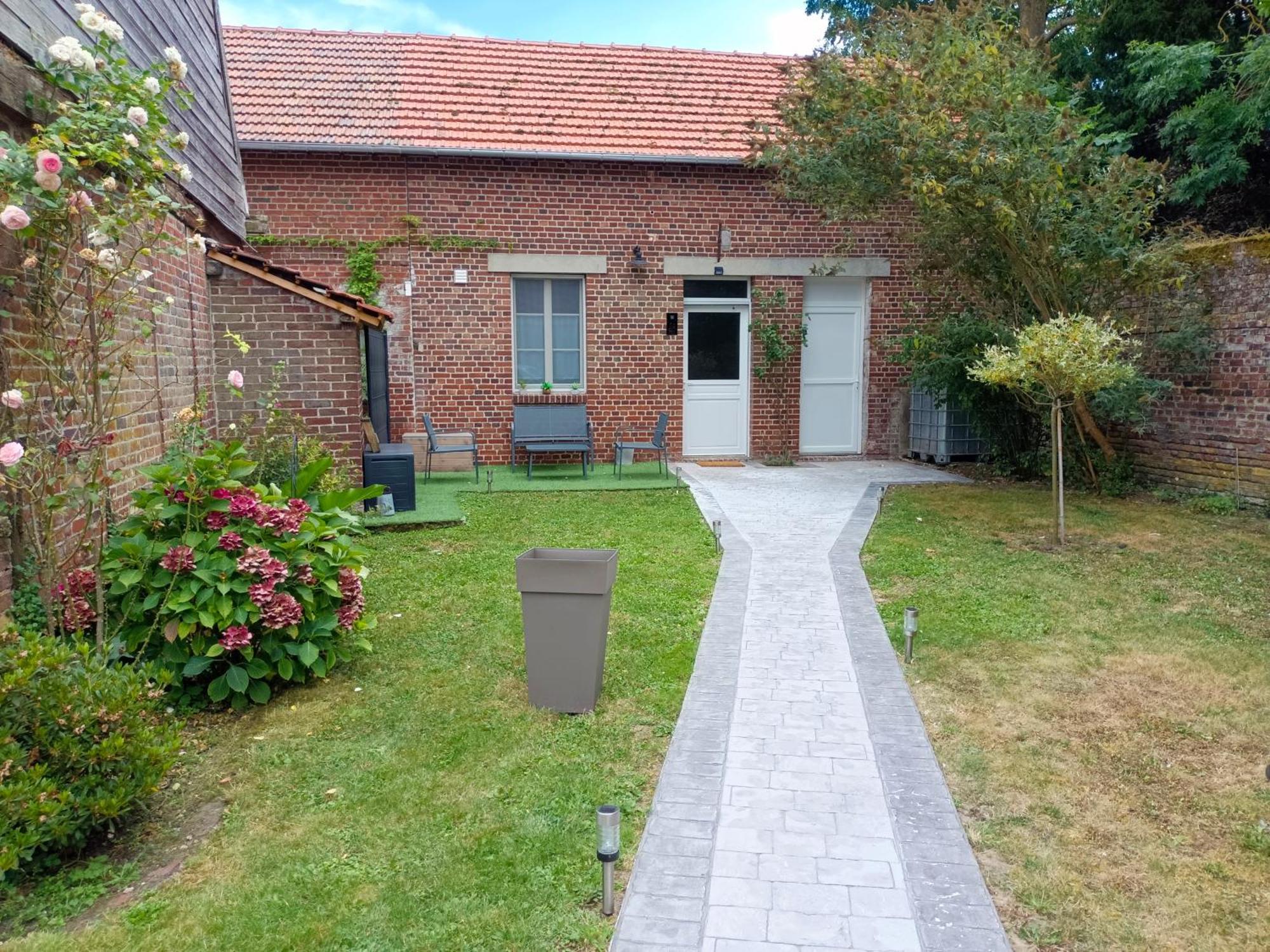 Au 112 Maison D'Hotes Estrees-Saint-Denis Dış mekan fotoğraf