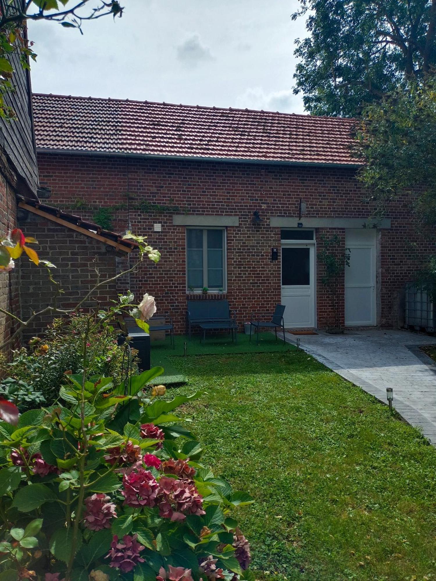 Au 112 Maison D'Hotes Estrees-Saint-Denis Dış mekan fotoğraf